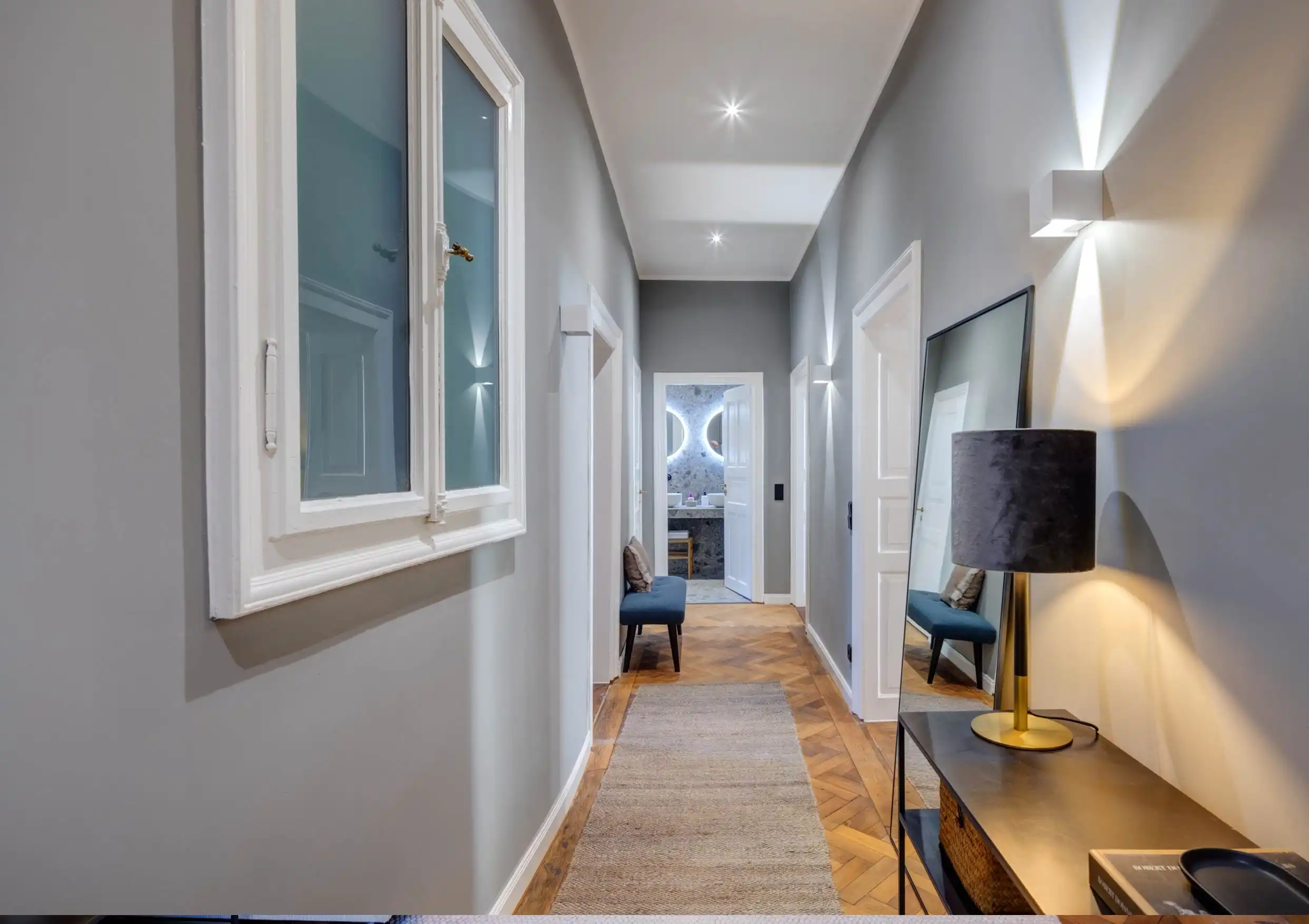 Wohnung mit historischer Architektur und modernem Komfort